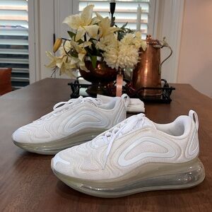 Nike Air Max. Size 5Y or 6.5 women.  Nike Air Max 720 Metallic Platinum